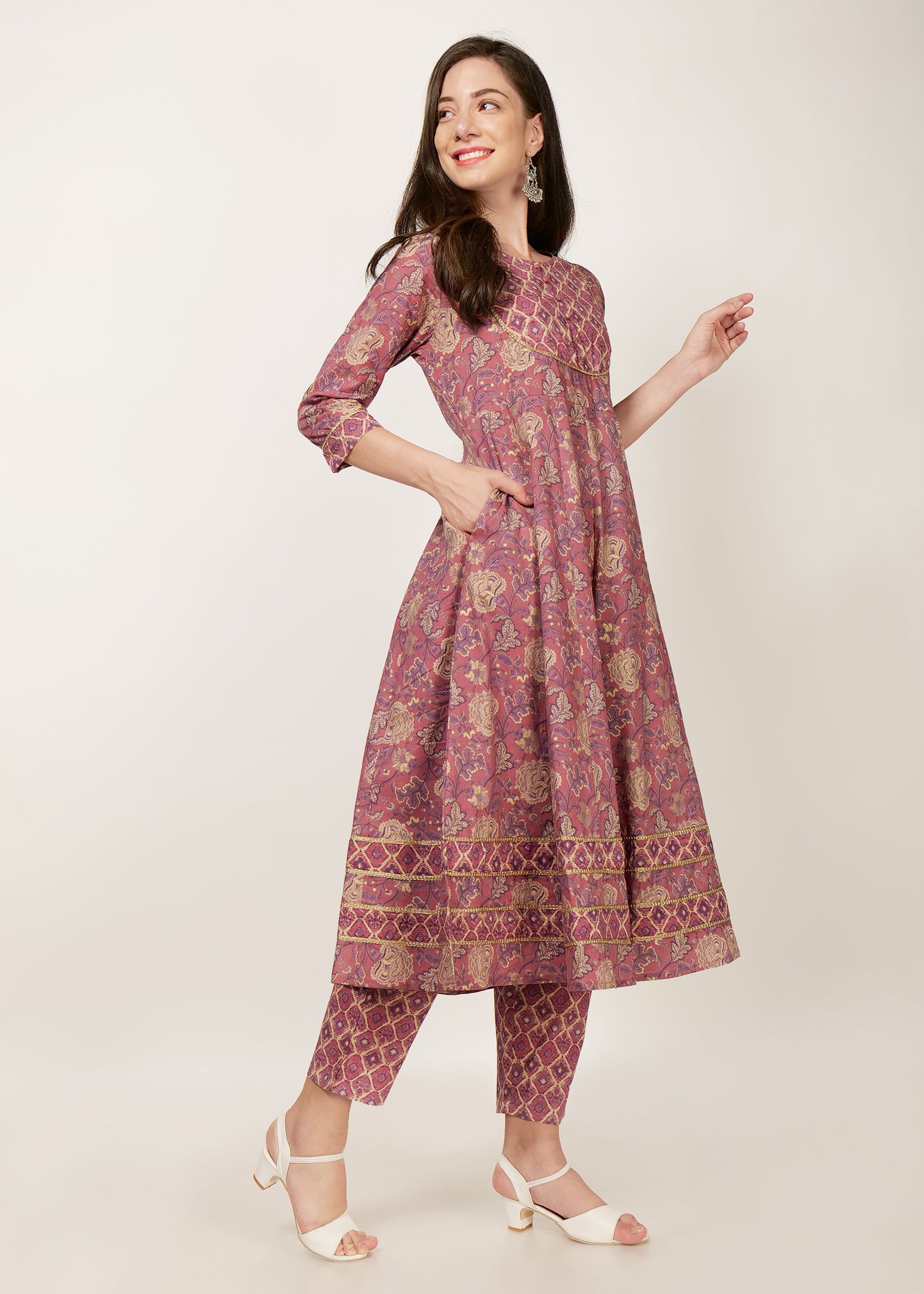 Five Star Printed Lawn Unstitched 3 Piece Suit FS19-L3 1010A - Spring /  Summer Collection | Casual dresses, Girls casual dresses, Pakistani party  wear dresses
