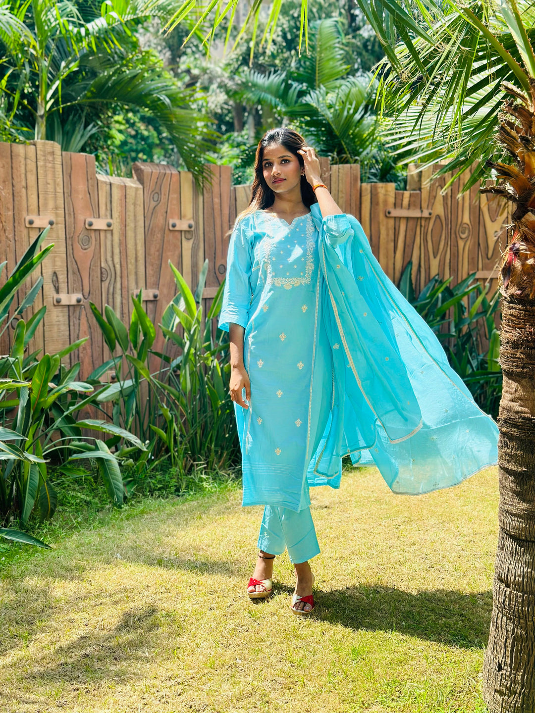 Women Hippie Blue Cotton Kurta, Pant And Dupatta Set 2